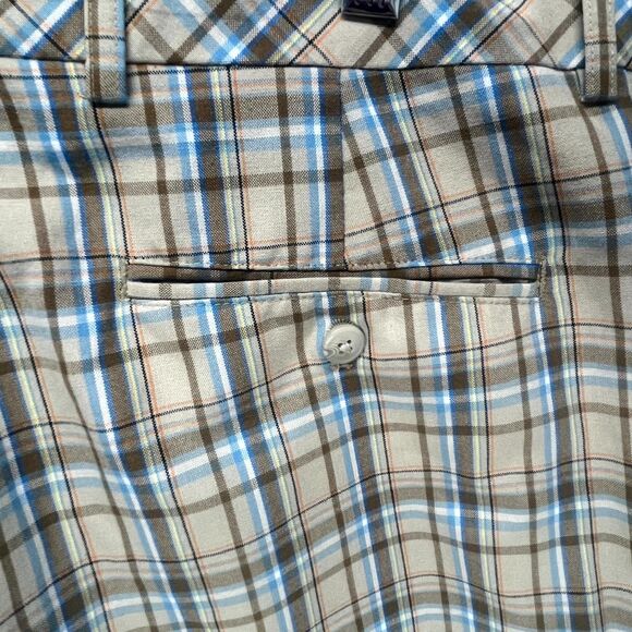 Walter Hagen Golf Shorts Mens 34 Multicolor Plaid Casual Flat Front Belt Loops - Picture 8 of 13